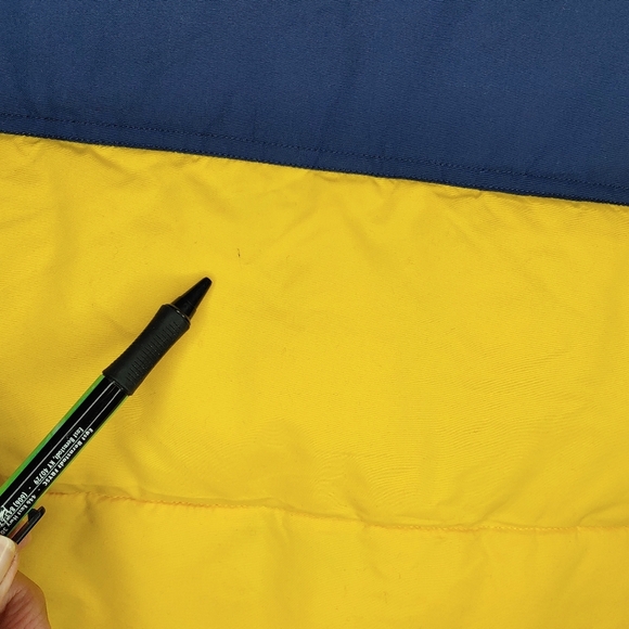 St. John's Bay puffer vest. Blue and yellow, Small - Picture 6 of 7